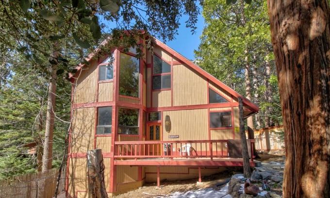 Fern Valley House | Strawberry Creek Cabin