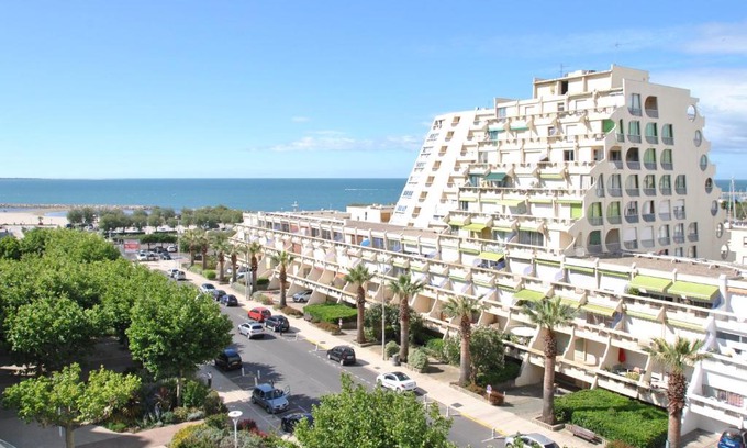 La Grande-Motte Apartment | STUDIO 2-3 pers PARKING CLIM VUE PORT ET MER