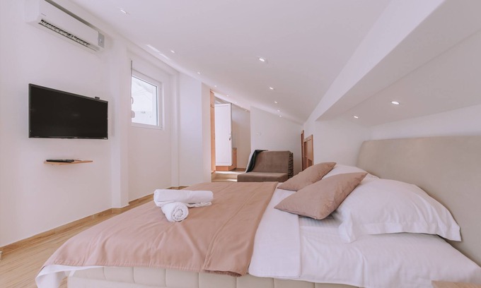 Budva Apartment | Studio (2 Adults + 1 Child)