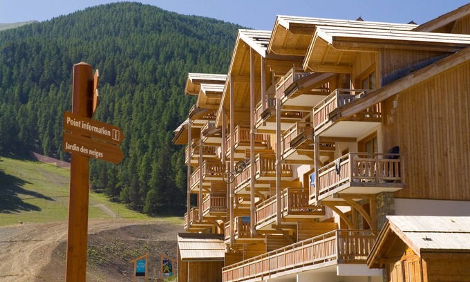 Les Orres Apartment | Studio 4p vue montagne, ski aux pieds