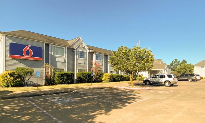 McAlester Hotel | Studio 6 McAlester OK South