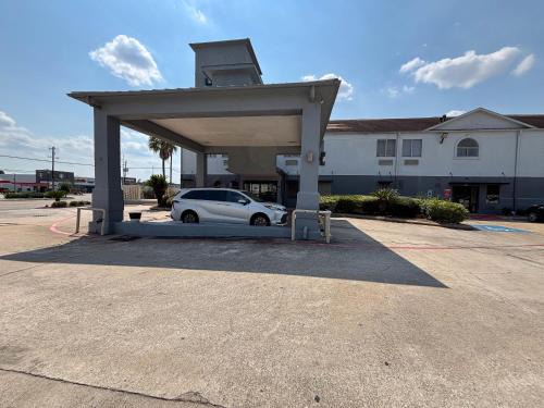 Pasadena Hotel | Studio 6 Suites Pasadena, TX