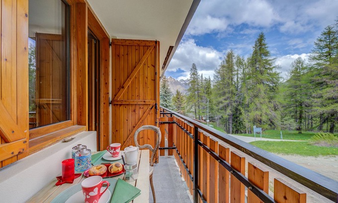 Sauze d'Oulx Apartment | Studio Abete Rosso 500m From Ski, Sauze d'Oulx, Italy