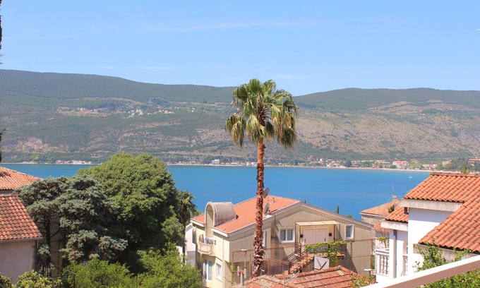 Topla House | Studio apartment for 3 with sea view