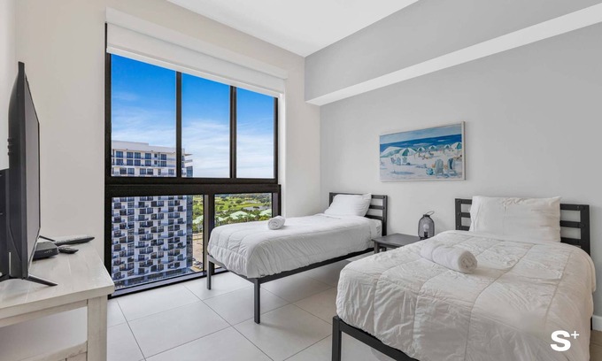 Doral Apartment | Studio Apt in Downtown Doral - Free Parking