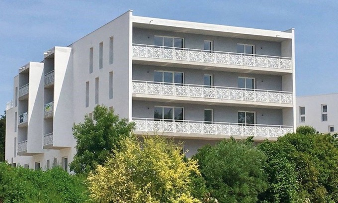 Jonzac Apartment | Studio avec accès gratuit aux Antilles !