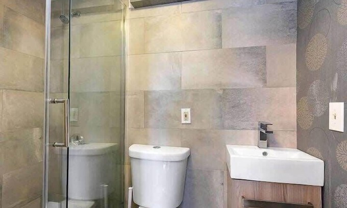 Bay Village Apartment | Studio Awaits Your Next Stay!