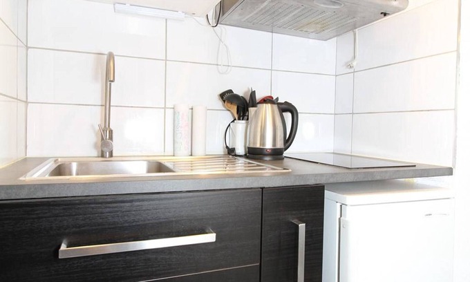 Balaruc-les-Bains Apartment | Studio Balaruc-les-Bains, studio flat, 2 persons