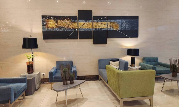 Pinagsama Condo | studio behind to venice mall at mckinley taguig
