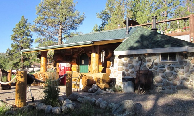 Helena Cabin | Studio Cabin with Big Canyon Ferry Lake Views