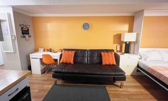 Fort Sanders Apartment | Studio Condo near Campus