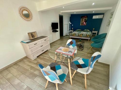 Montvert-les Bas Apartment | Studio cosy avec jacuzzi privatif - 10 min de la plage