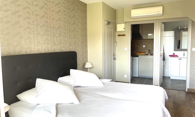 Brison-Saint-Innocent Apartment | Studio Ensuite Le Revard