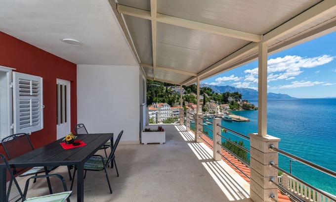 Mimice Apartment | Studio flat near beach Mimice, Omiš (AS-18149-b)