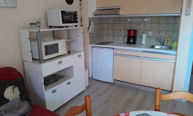Amelie-les-Bains-Palalda Apartment | Studio 27 m² et 6 m² de Terrasse à 5 Minutes des Thermes