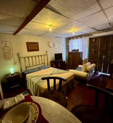 Santa Ana Apartment | Studio in Plazuela Santa Ana