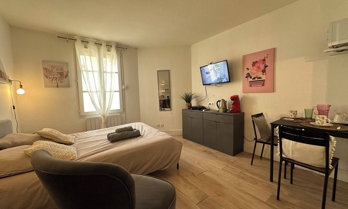 Old Town Apartment | Studio in the heart of Dijon