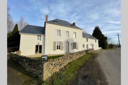 Chatillon-sur-Colmont House | Studio indépendant 2 pers - Châtillon sur Colmont la petite gare