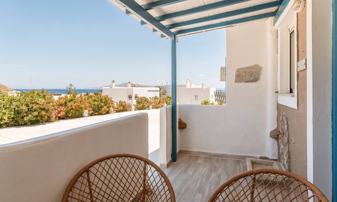 Agios Ioannis Apartment | Studio 'Kalloni' with Sea View, Wi-Fi and Air Conditioning