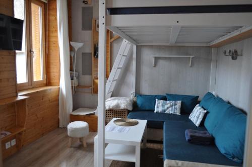 La Garde Apartment | studio la garde virage 16