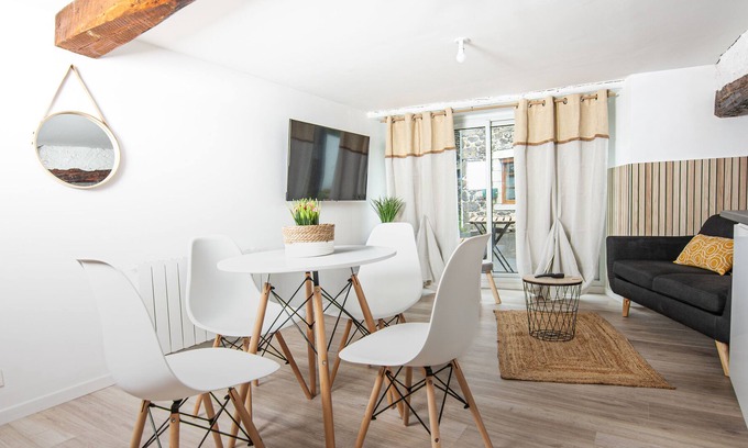 Saint-Paulien Apartment | Studio Meublé