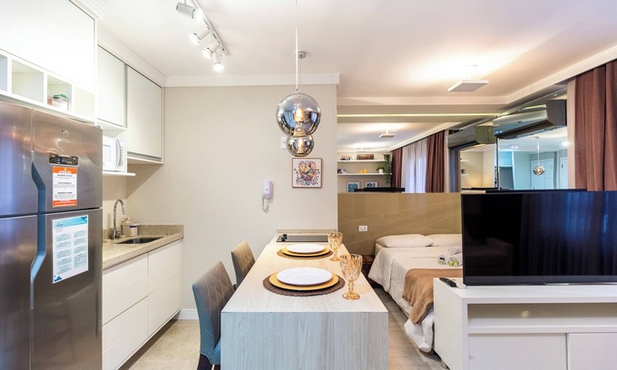 Bigorrilho Apartment | Studio Moderno Ap 32