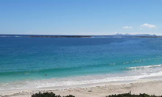 Orient Bay Apartment | Studio Mont Vernon, VUE MER Panoramique