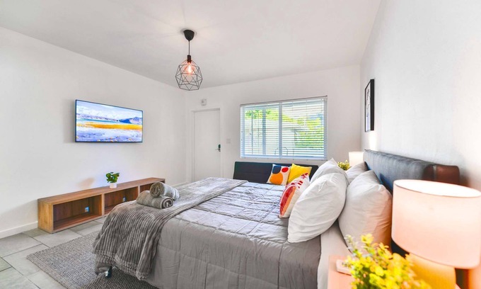 Northeast Miami Apartment | Studio Near Beach and Wynwood