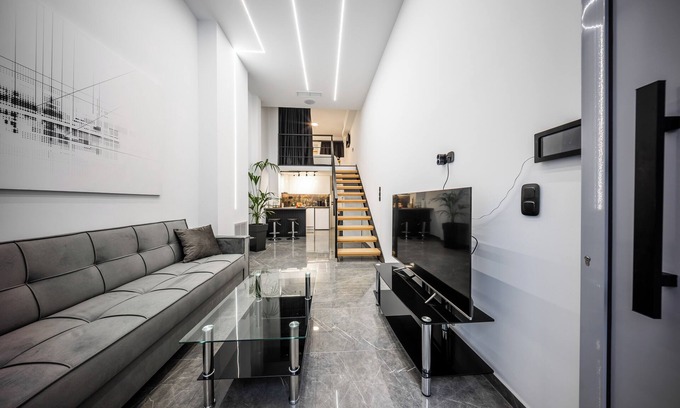 Kinosargous Apartment | Studio Noir – Stylish Urban Loft Near Acropolis