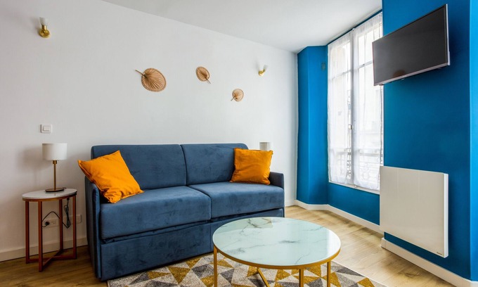 Notre-Dame Apartment | Studio Petrolio - Welkeys