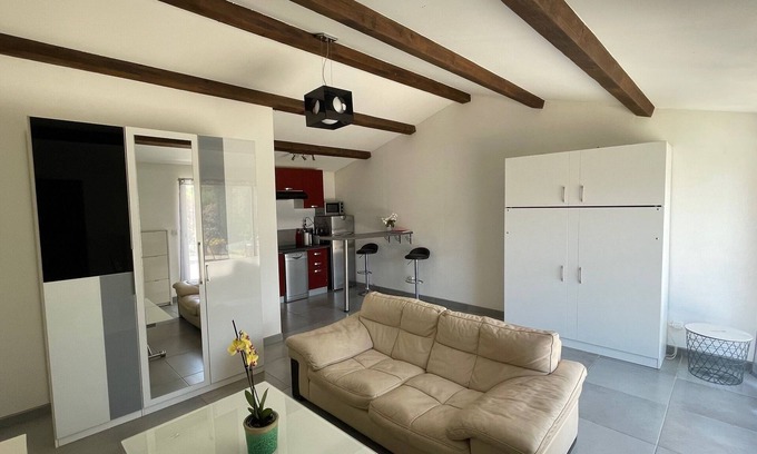 Lancon-Provence Apartment | Studio Provençal Avec Terrasse