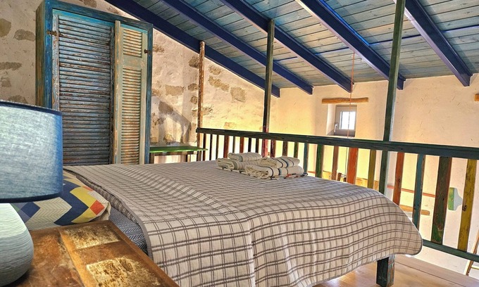 Pitsidia Apartment | Studio Red Beach, fantastic gallery bedroom