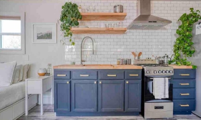 Veterans Park House | Studio Taft - A Boutique Escape!