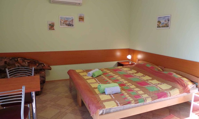 Plomin Apartment | Studio with air conditioning