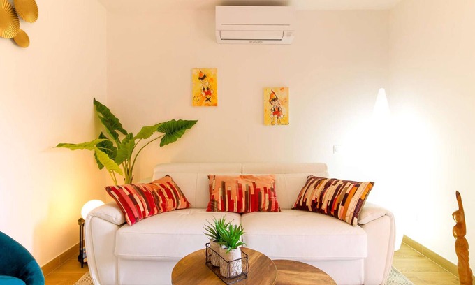 La Faviere Apartment | Studio with Large Terrace and Parking Near the Beach
