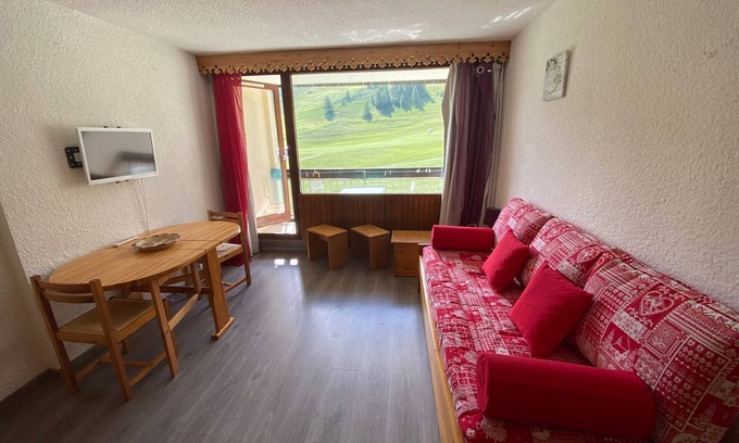 Montgenevre Apartment | Studio with mountain area for 4 pers, ski-in/ski-out