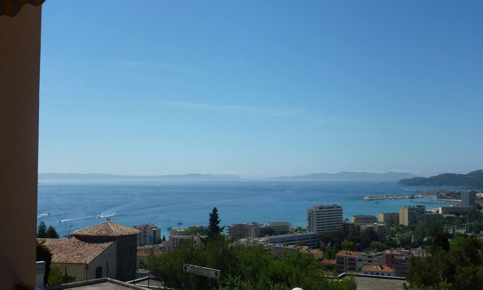 Le Lavandou Apartment | Studio with sea view balcony for 4 pers. quiet with swimming pool, parking and cellar