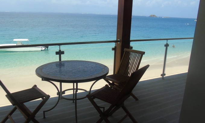 Grand Case Apartment | Studio with water front terrace at Grand Case