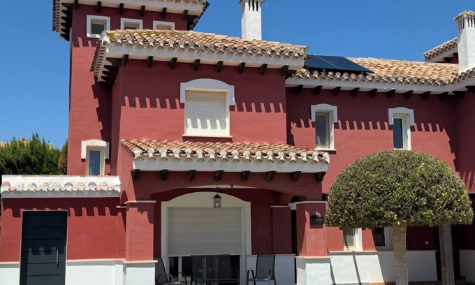 Torre-Pacheco Villa | Stunning 2 bed Villa & HEATED Pool on the 5* Mar Menor Golf Resort -Quiet street
