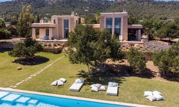 Sant Josep de sa Talaia Villa | Stunning 3 Bedroom Villa in San Jose, 1036