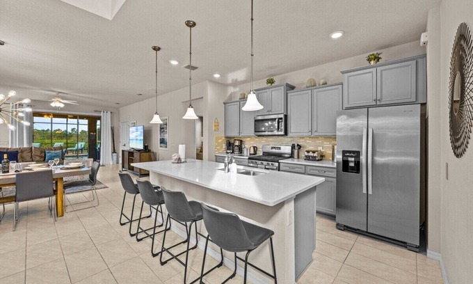 Loughman House | Stunning 6-Bedroom Home | Perfect for Families & Groups!