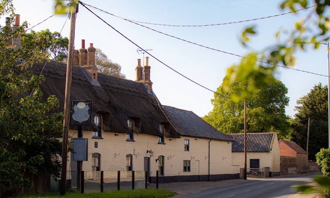 Hockwold cum Wilton Cottage | Stunning 8-Bed Cottage in Hockwold Cum Wilton