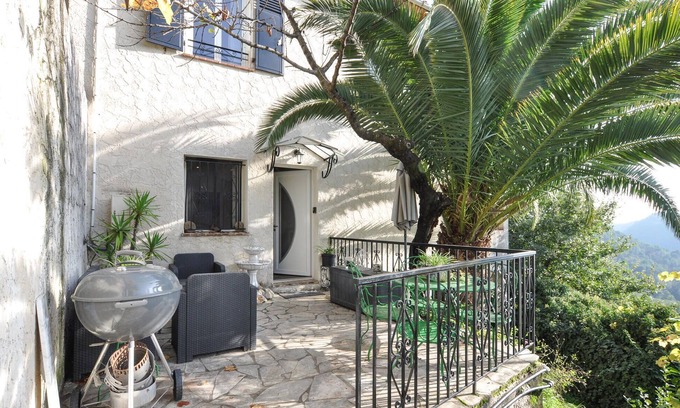 Saint-Jeannet Apartment | Stunning apartment in Saint-Jeannet