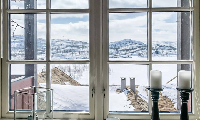 Vinje Apartment | Stunning apartment in Vågslid with WiFi