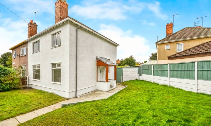 Liverpool House | Stunning home - Beautiful gardens - Prime location