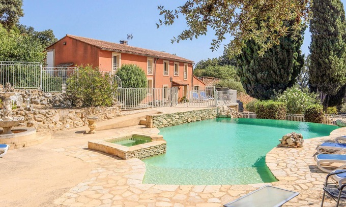 Rochefort-du-Gard House | Stunning home in Rochefort-du-Gard
