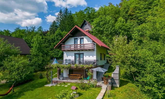 Brod Moravice House | Stunning home in Brod na Kupi with WiFi