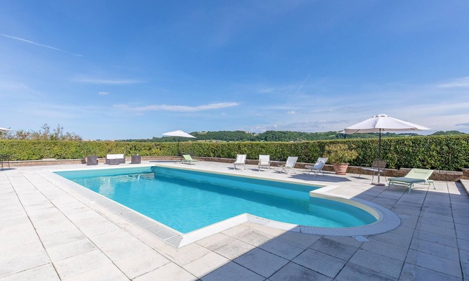 Tolentino House | Stunning home in Tolentino