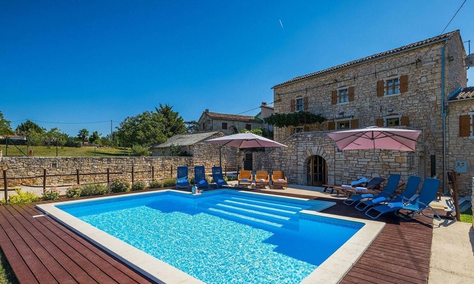 Prkacini House | Stunning home in Zminj