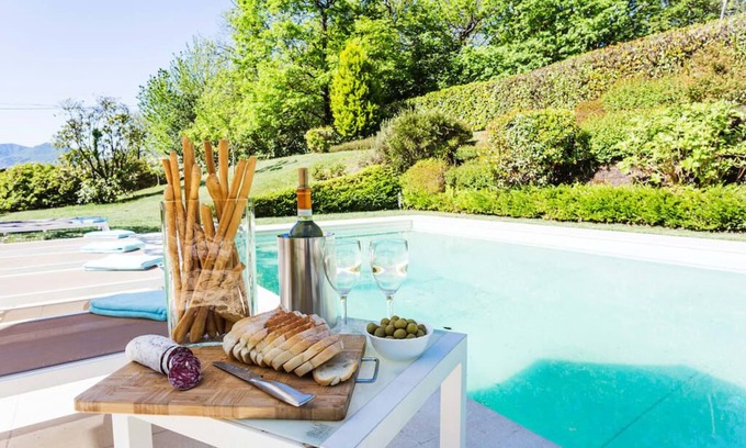 Colmegna Villa | Stunning Italian Lakes villa with pool